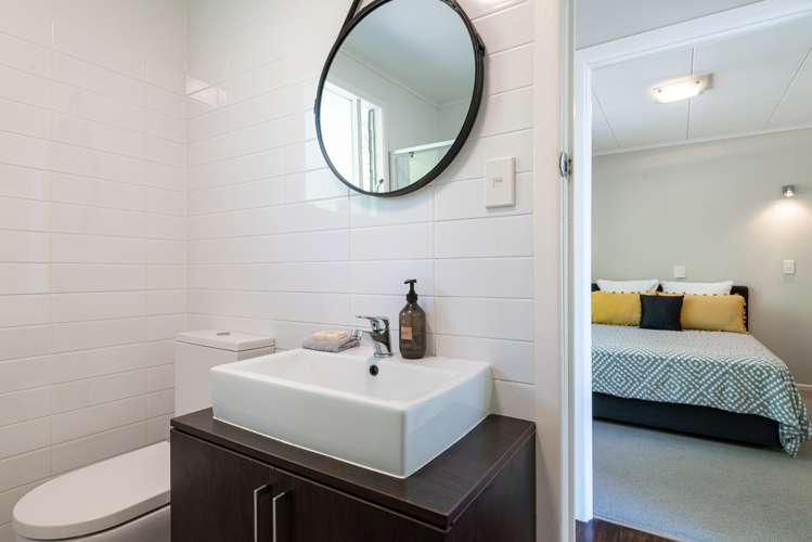 2/39 Saint Peters Street Northcote_20