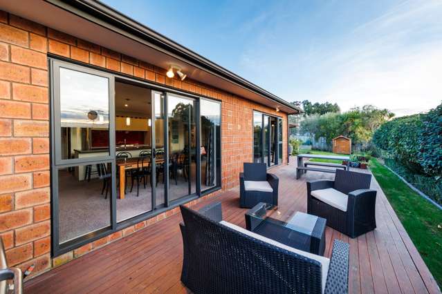 23 Galea Grove Kelvin Grove_1