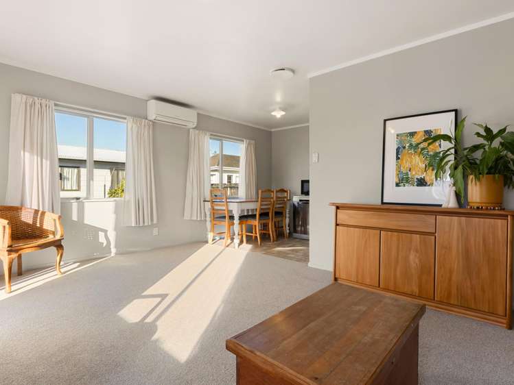 83A Albert Street Hamilton East_6