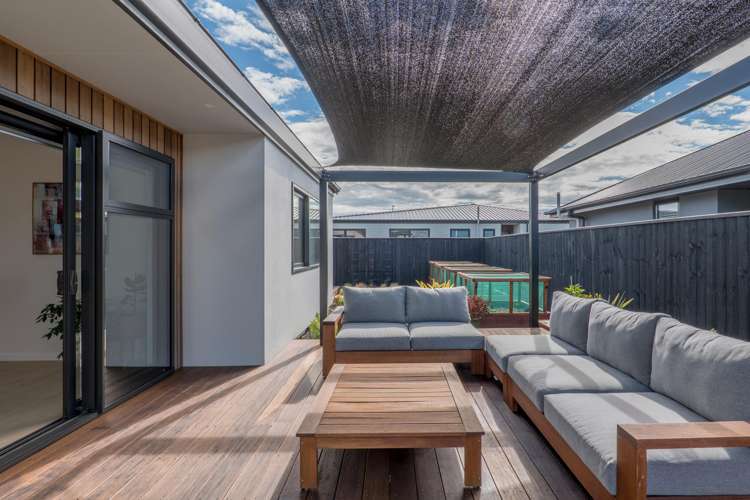 19 Guinevere Drive Lincoln_13