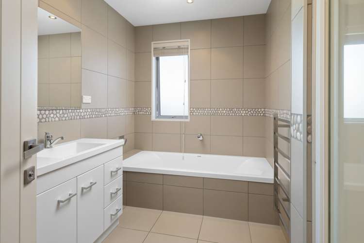 93 Redwood Street Redwoodtown_14