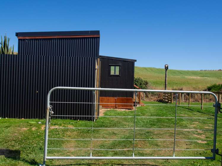 19 Monkey Island Road Orepuki_20