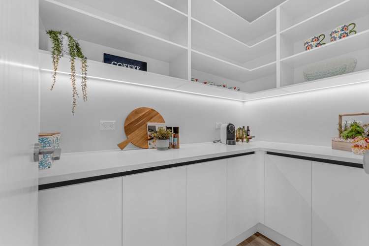 27 Korowhiti Road Clarks Beach_8