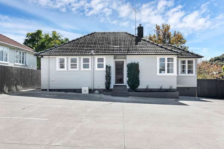 79 Onewa Road Northcote_21
