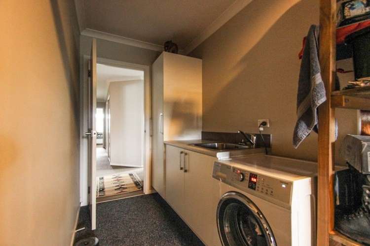 83 Northwood Avenue Mahora_12