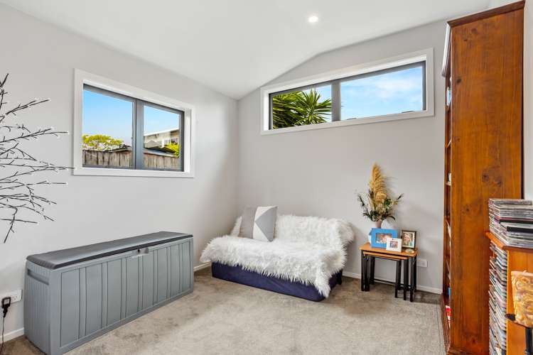8 Bosun Place Te Atatu Peninsula_19