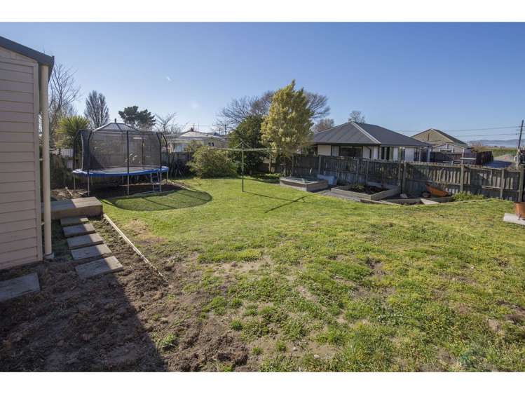 252 Shortland Street Aranui_16