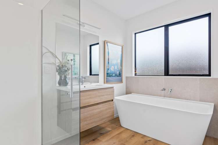 100 Benashet Drive Lincoln_17