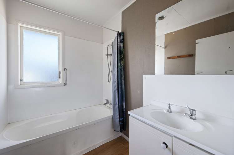 6 Alison Street Mangakakahi_8