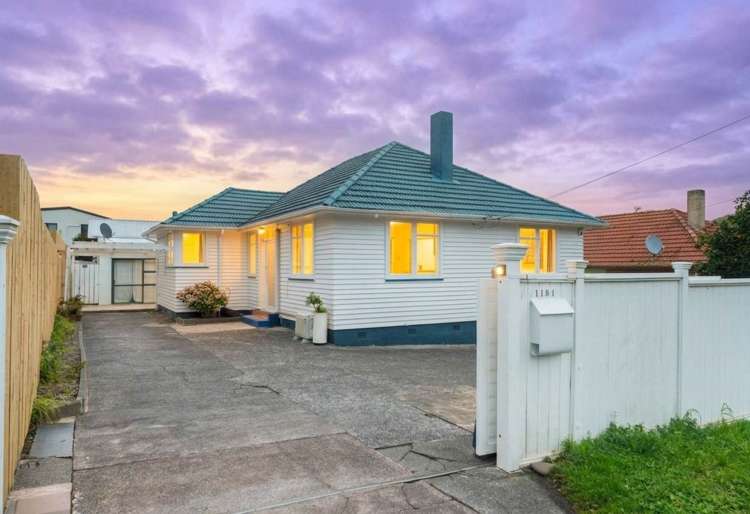 1181 Dominion Road_0