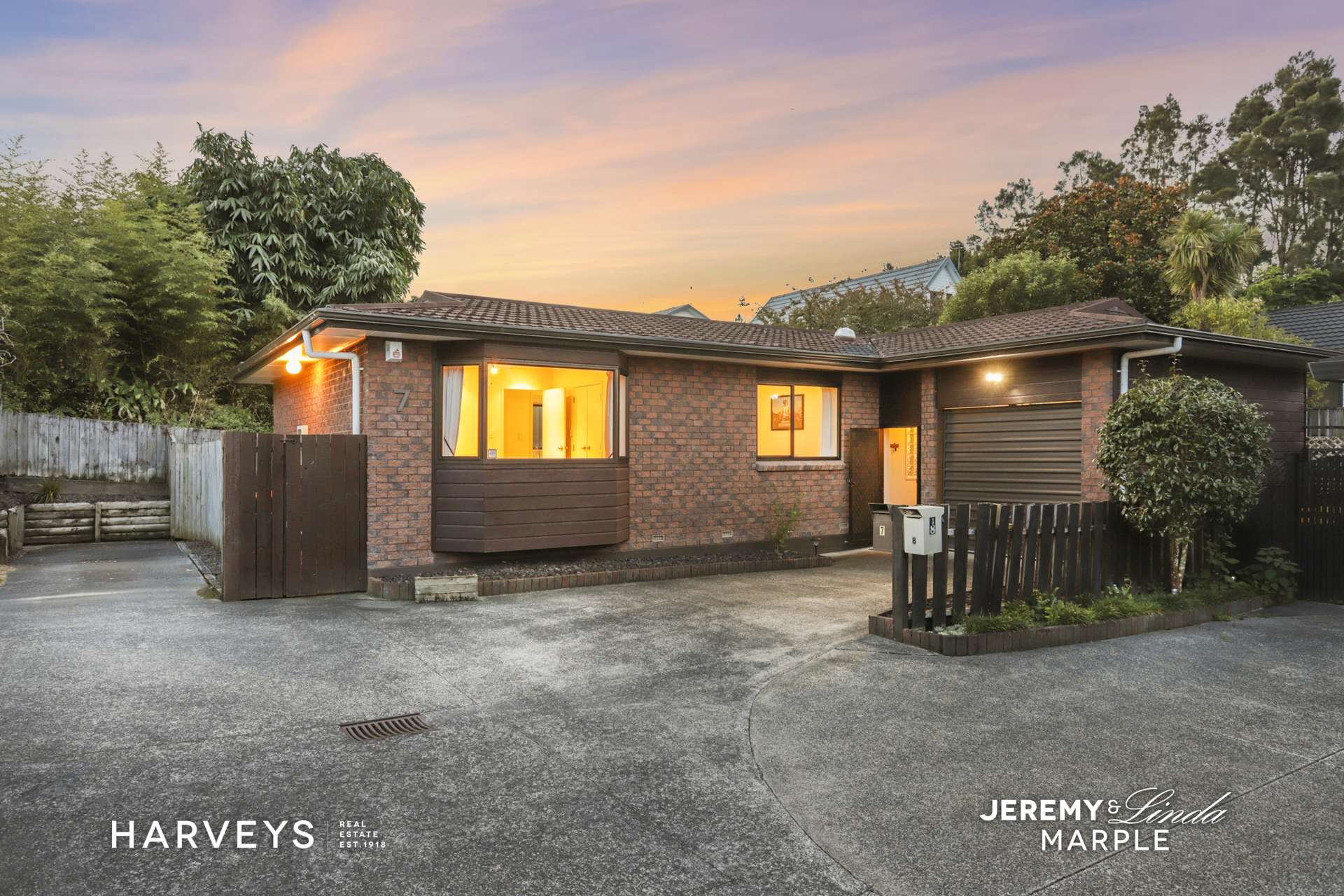 7/37a Glengarry Road Glen Eden_0