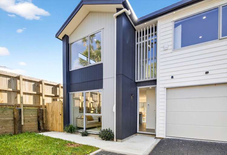 7d Maroubra Place Botany Downs_13