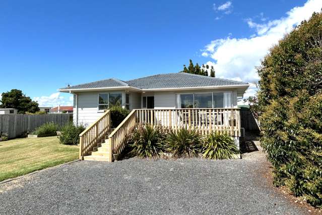 9 Puriri Avenue Kaiaua_1