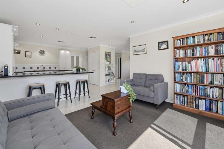 100 Falcon Drive Welcome Bay_13
