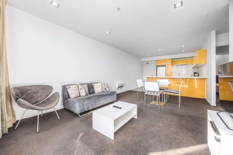 2M/14 Upper Queen Street Auckland Central_5