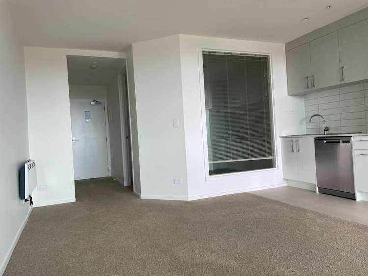 801/8 Waikumete Road Glen Eden_8