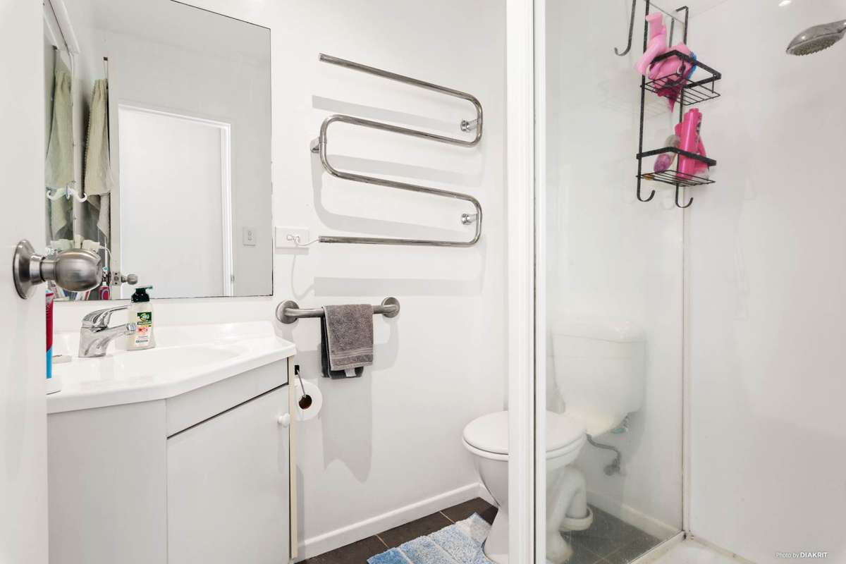 33B Florence Avenue_5