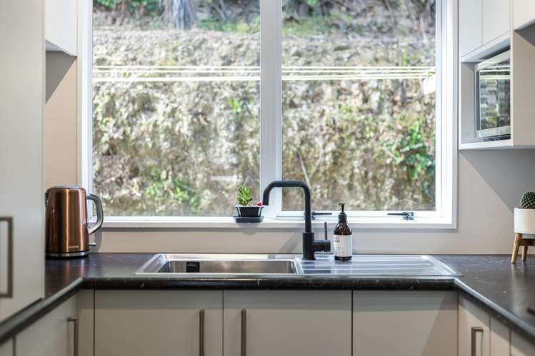 86 Middleton Road Churton Park_11