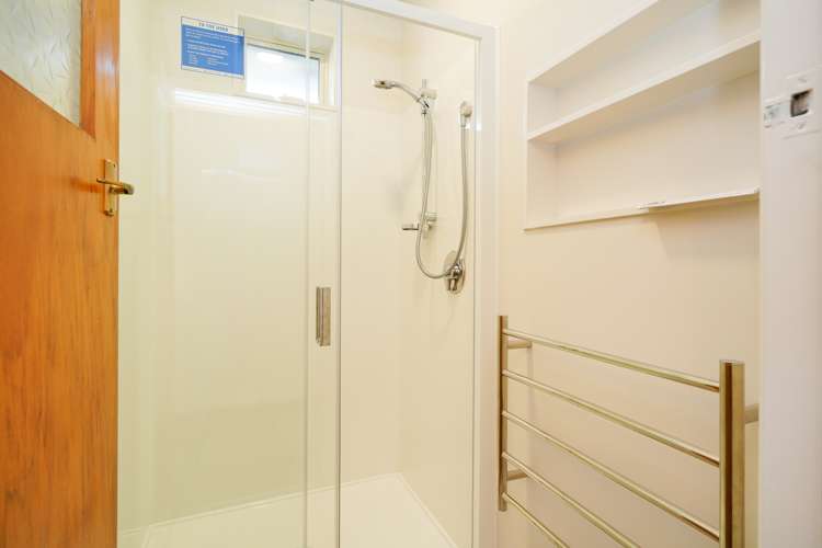 55 Queens Drive Richmond_16