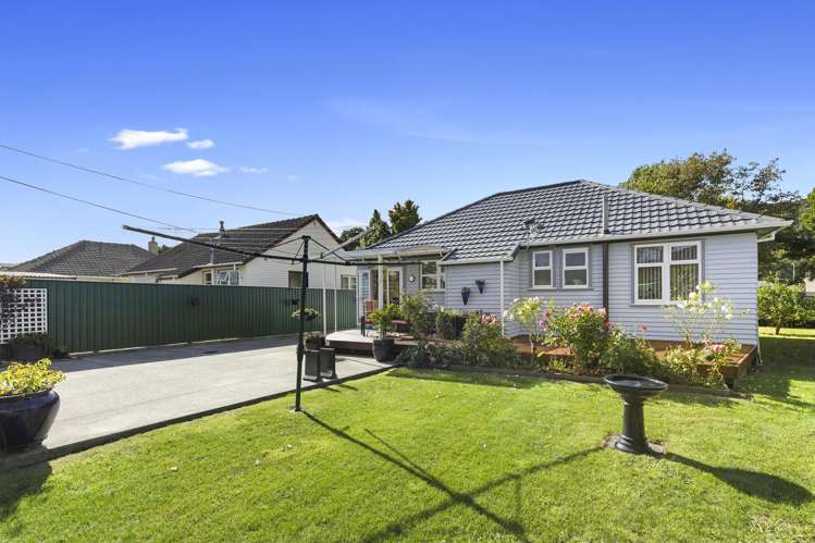 49 Chapman Crescent Naenae_21
