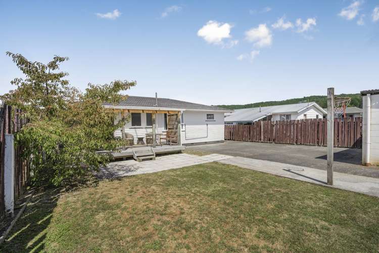 6 Manutuke Street Wainuiomata_19