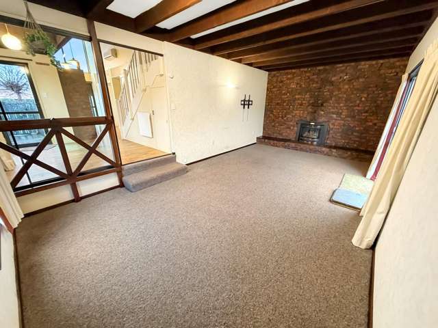 34A Woodham Drive 1383_1