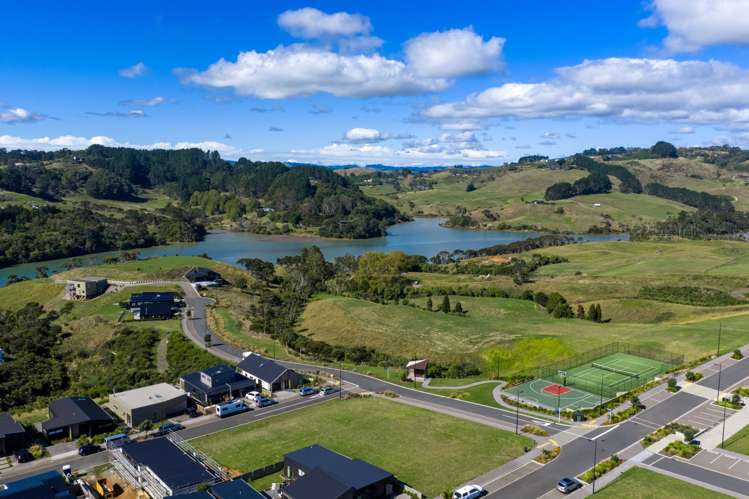 6 Kapokapowai Street Raglan_11