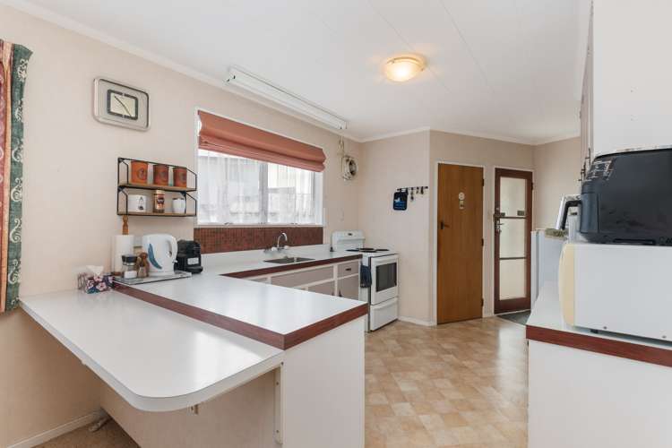 40 Kimberley Grove Westbrook_7