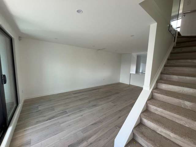 3/7 Erson Avenue Royal Oak_4