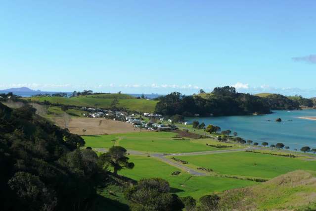 8 Chilcott Road Whananaki_3