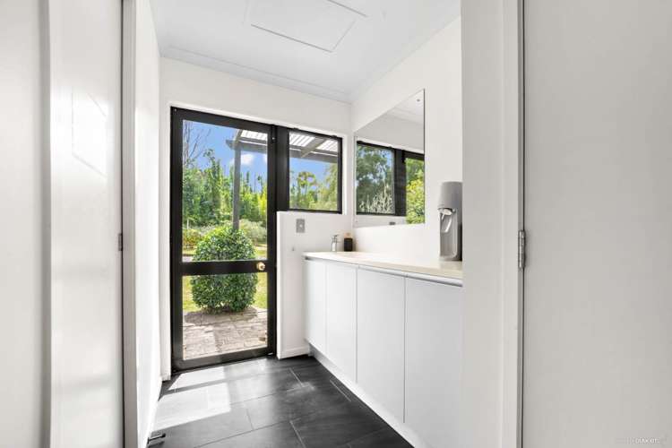 159 Top Road Dairy Flat_19