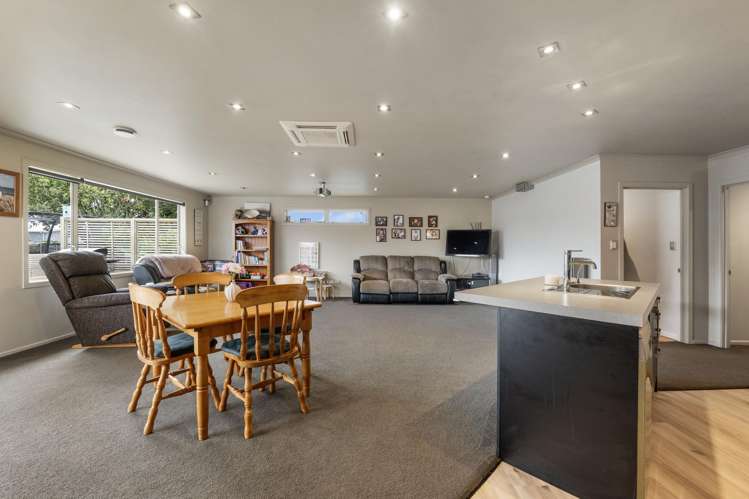 98 Fairfield Road Hawera_2