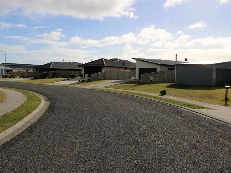 18 Forbes Road Foxton Beach_14