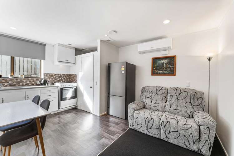 24 Gibbs Crescent Papakura_17