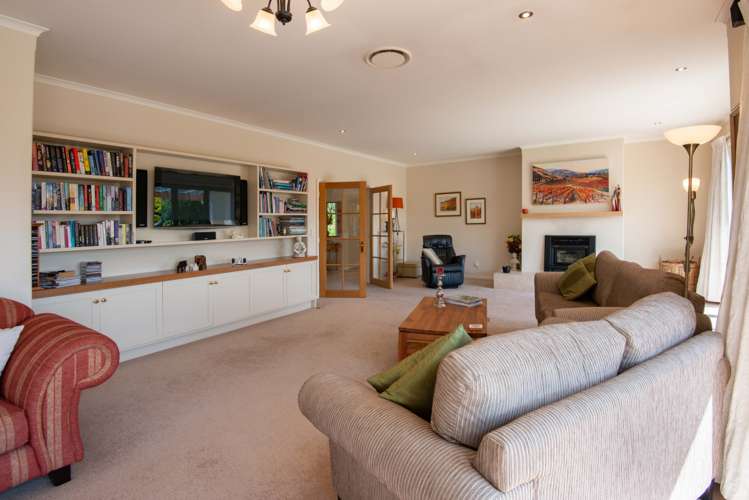 17 Orchard Grove East Taieri_11