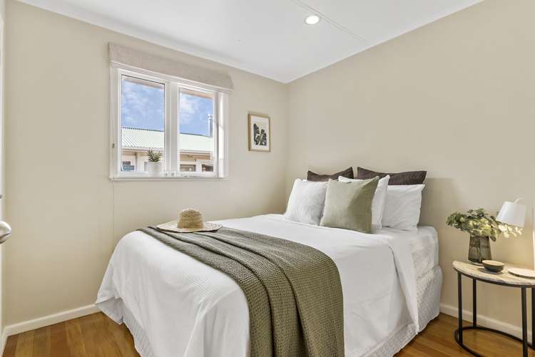 9 Glengarry Road Glen Eden_13