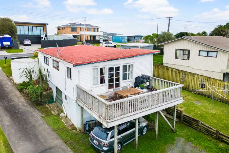 23 Melandra Road Stanmore Bay_1