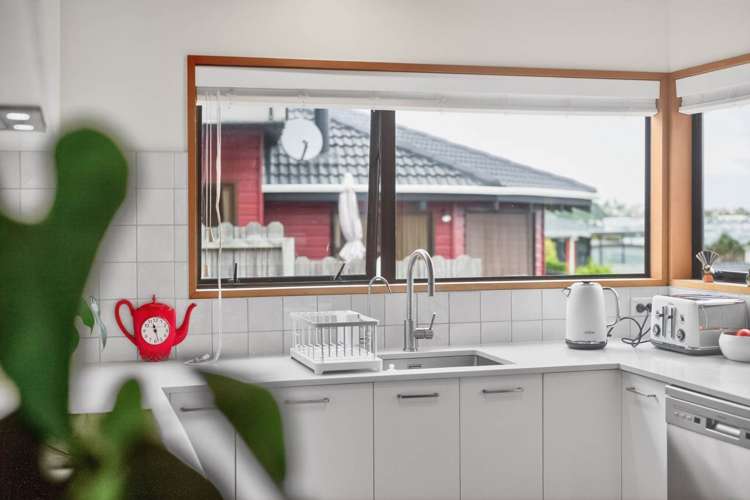 1/6 Basilton Close Bucklands Beach_11