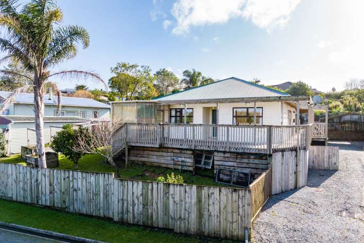 8 Montaine Place Maungaturoto_34