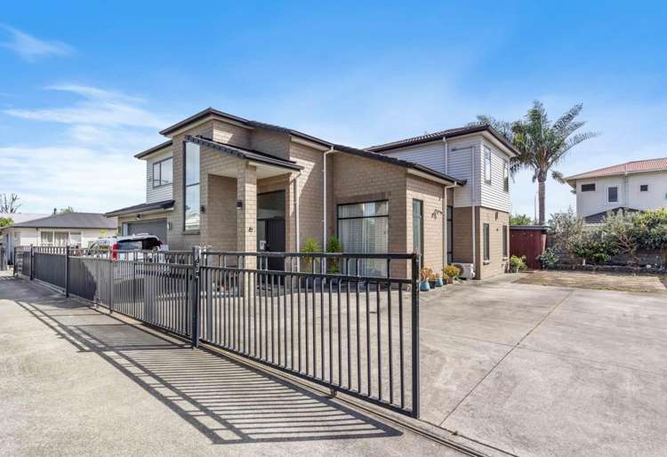 108A Coronation Road_2