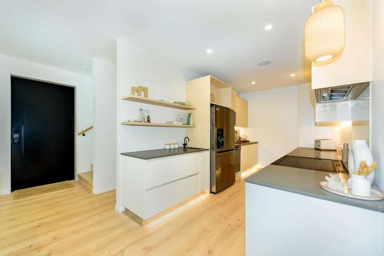 150 North Belt Lincoln_12