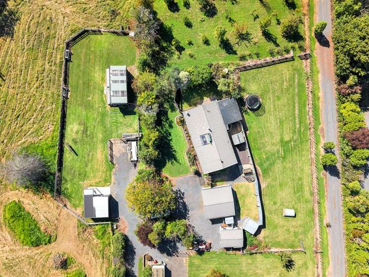 161 Hauraki Rd Orongo_14