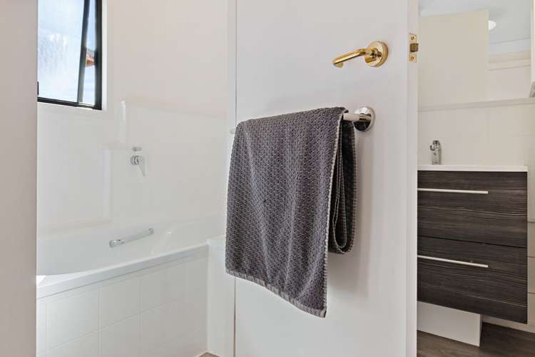 200 Vista Paku Pauanui_17