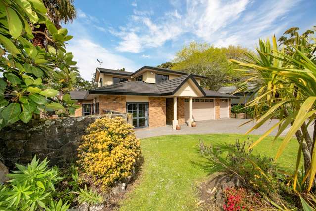 16 Greenwoods Close Titirangi_1