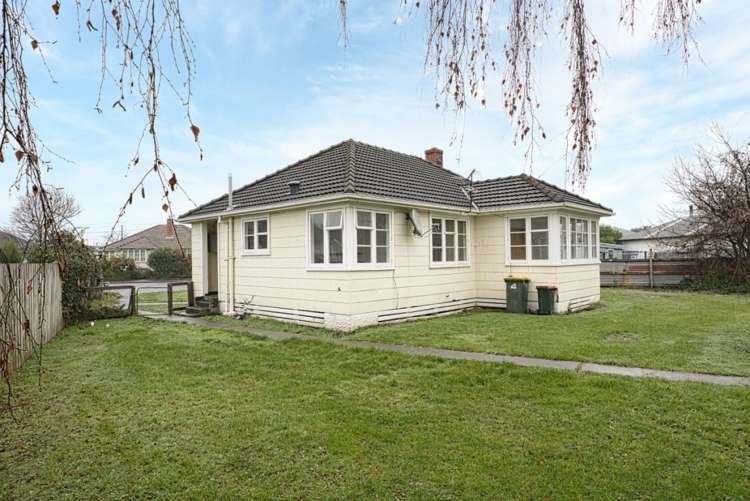 5 Beatty Crescent_0