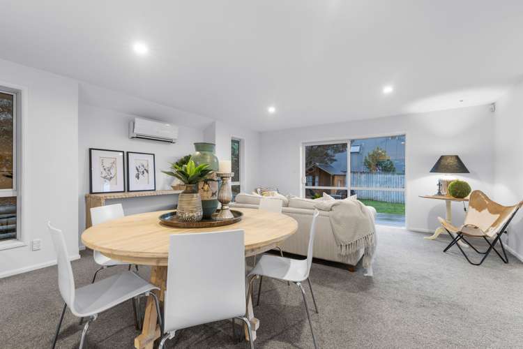 5 Gilders Grove Heathcote Valley_6