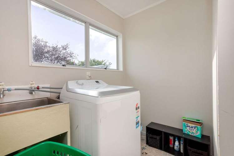 323 High Street Dannevirke_15