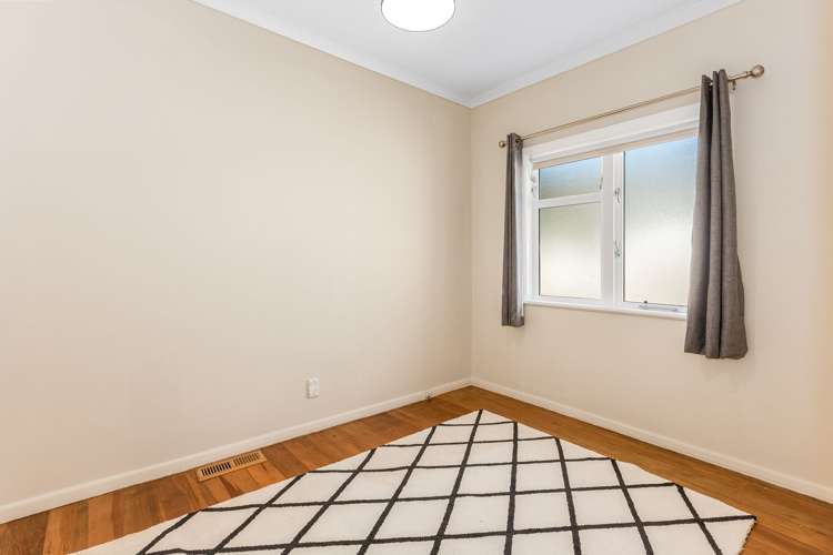 45 Montgomery Street Stokes Valley_13