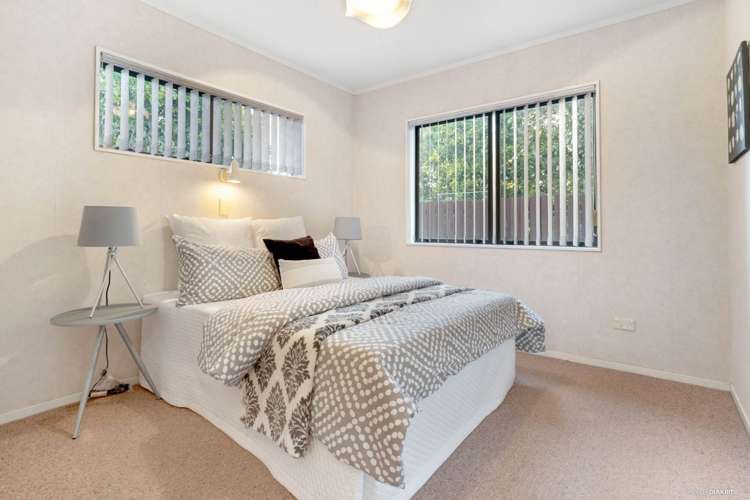 2/16 Callis Avenue Opaheke_3