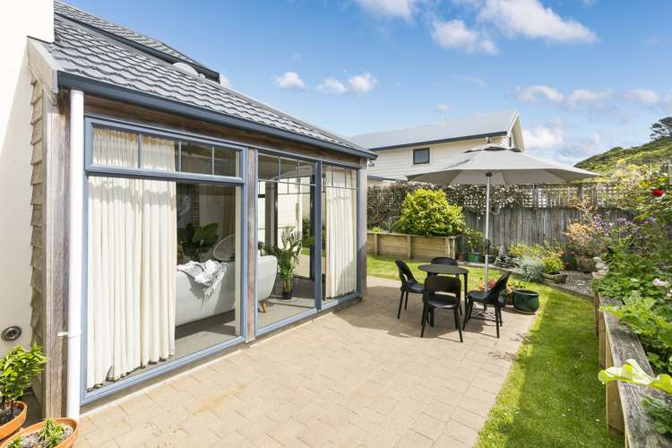 2 Samuel Parnell Road Karori_10